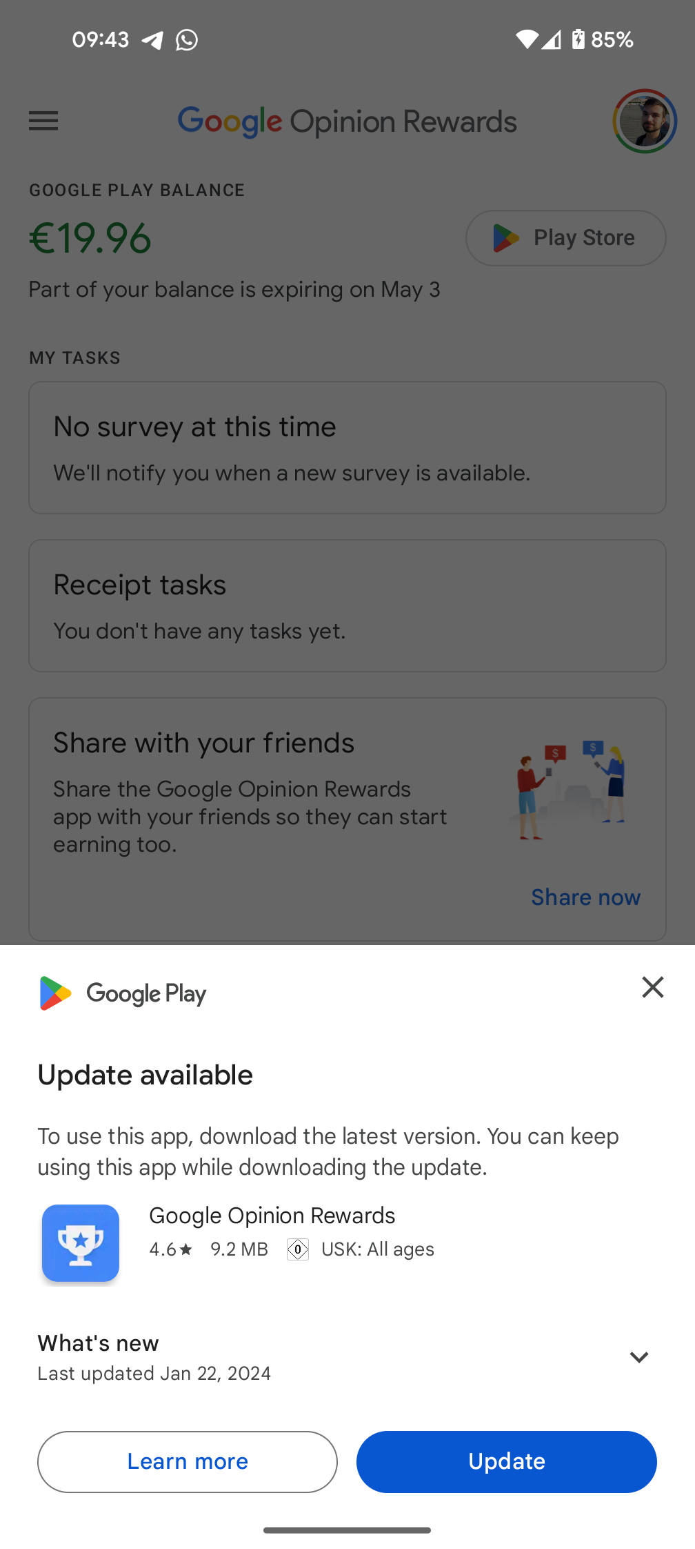 Une capture d'écran de l'application Google Opinion Rewards montrant le nouveau message contextuel pour mettre à jour l'application