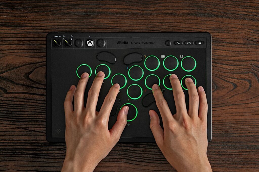 Contrôleur d'arcade 8Bitdo
