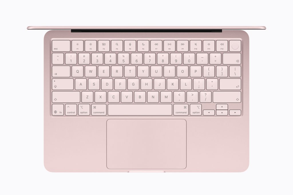 Nouvel ordinateur portable abordable d'Apple : lancement du MacBook Neo