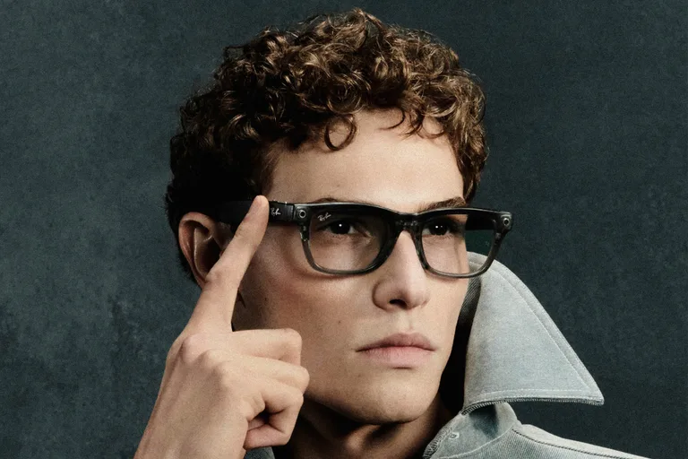 Meta a supprimé les codes de reconnaissance faciale dans son application de lunettes intelligentes