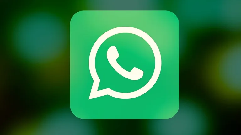Il est désormais beaucoup plus facile de retrouver d'anciens messages sur les chaînes WhatsApp