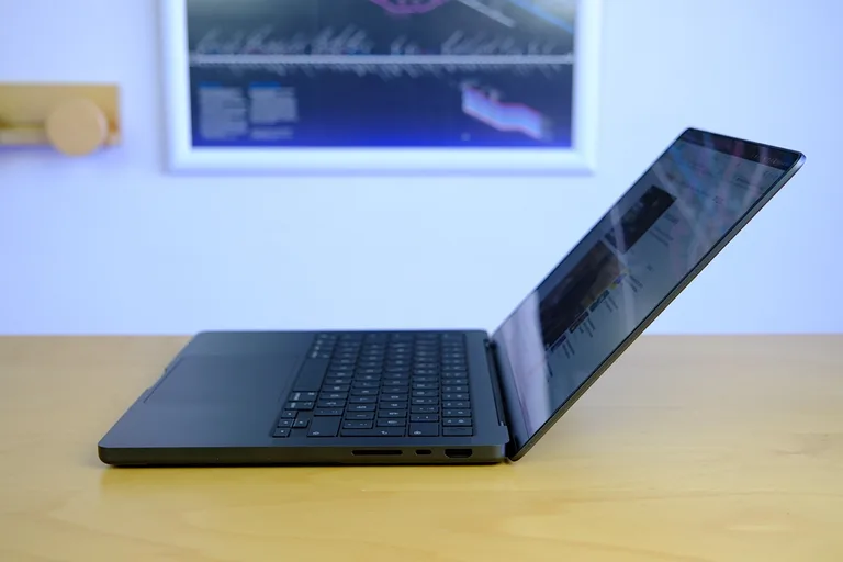 Samsung s'apprête à produire des écrans OLED pour MacBook Pro