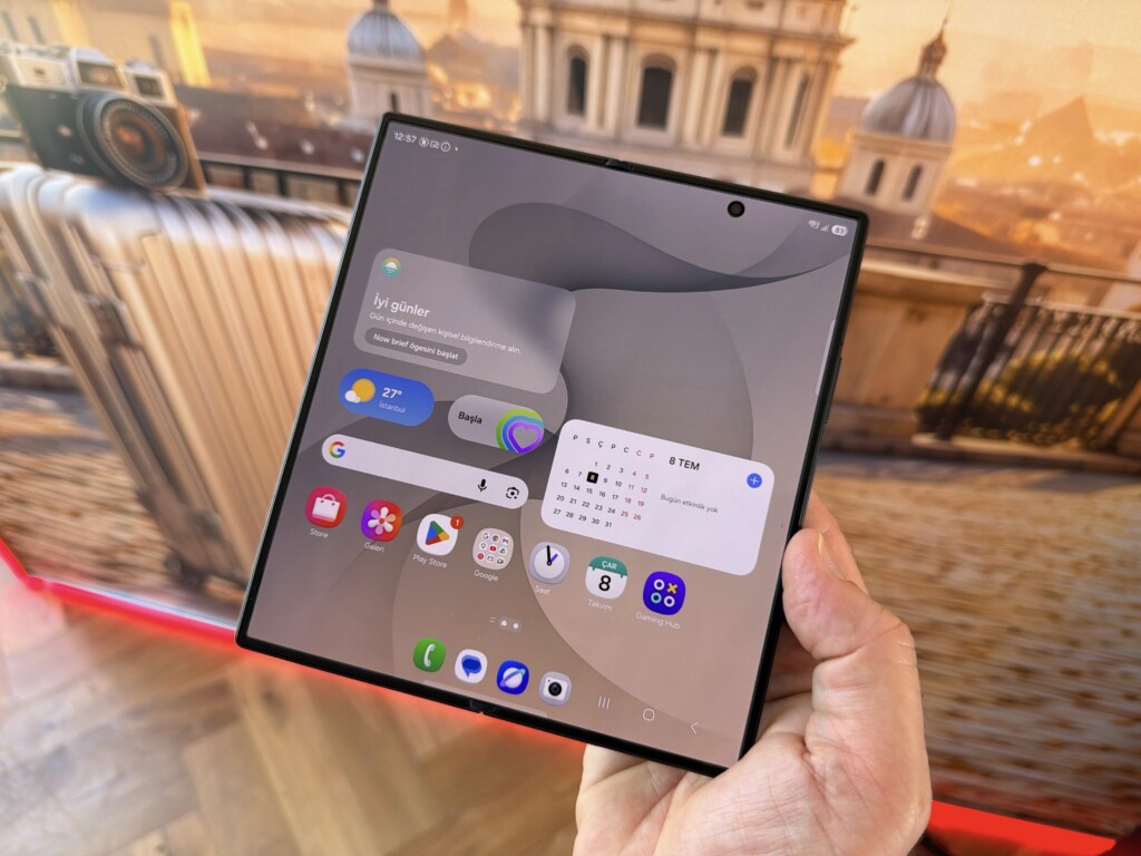 Samsung a présenté deux nouveaux modèles Fold : la version Ultra est livrée avec un appareil photo de 200 MP