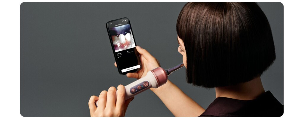 Dyson CameraJet trouve les espaces entre les dents grâce à une caméra et à l'intelligence artificielle