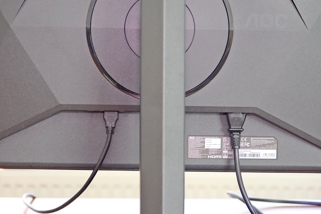 Comment est le moniteur de jeu pour le travail et les films ? Examen de l'AOC Q27G4XF